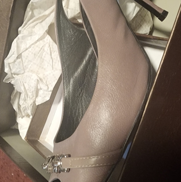 Gucci Authentic Horsebit pumps - Picture 2 of 8